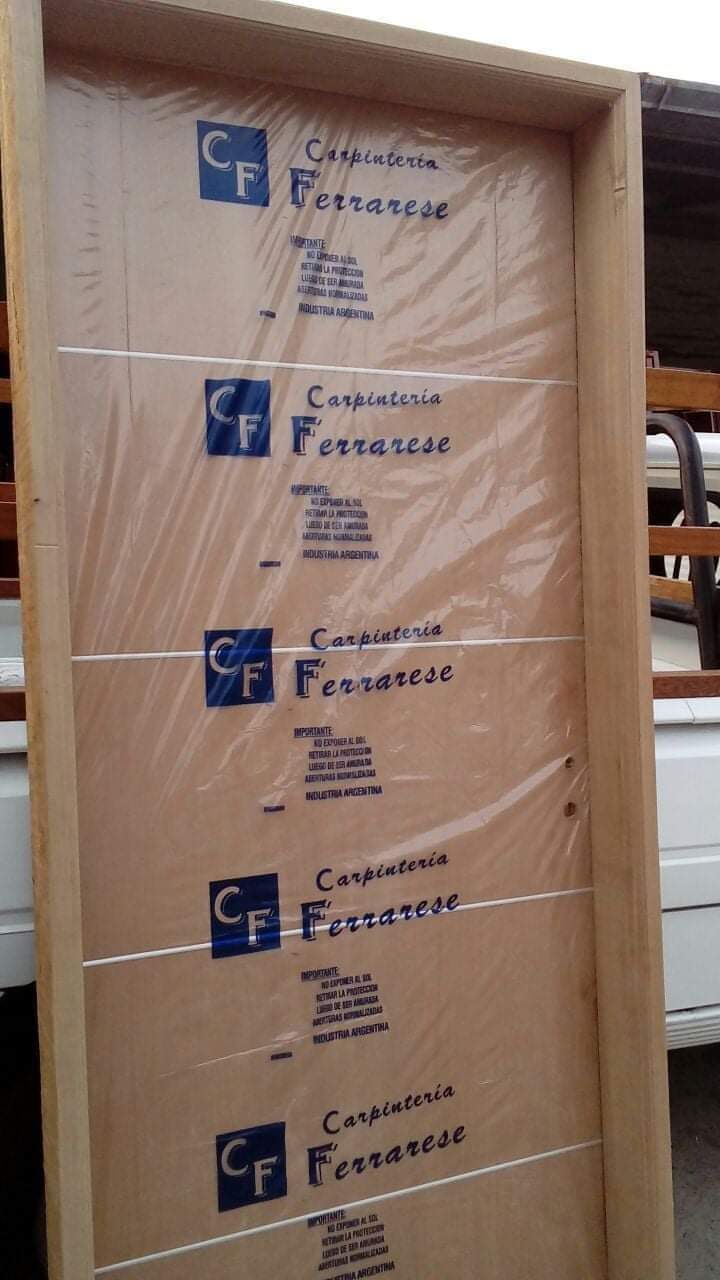 Puerta cedro con insertos 80x200 cm