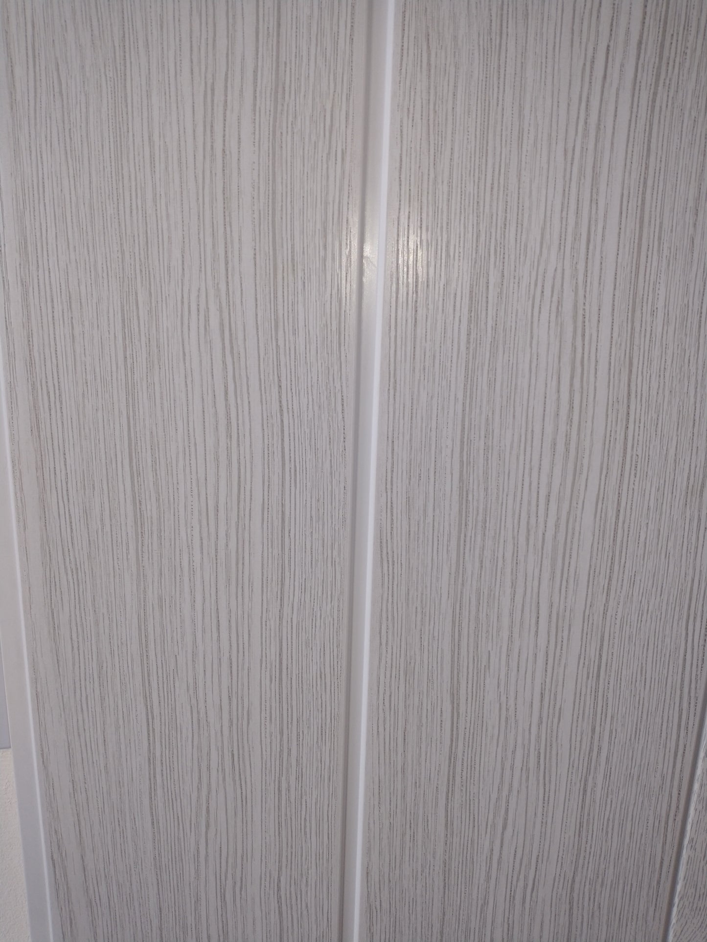 Pack machimbre de pvc color carmín / 10 tablas / 6 mts